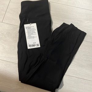 Lululemon base pace crop 23” ribbed